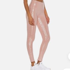 BEYOND YOGA Shiny Leopard High Waisted Midi Leggings Tinted Rose M